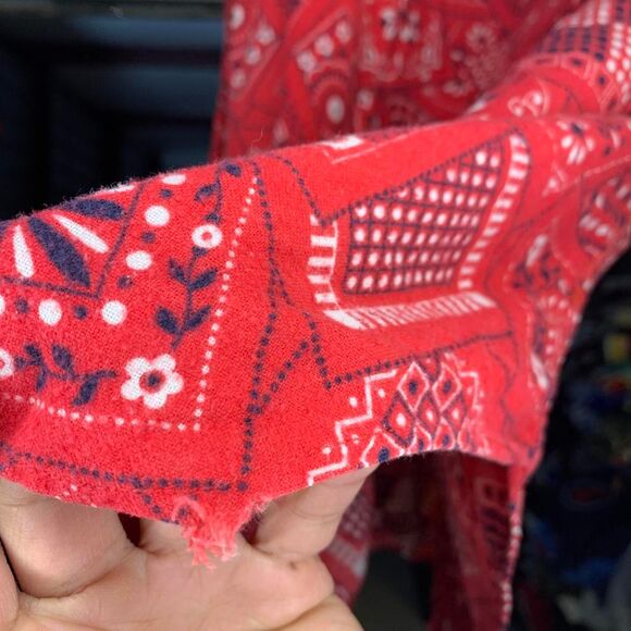 True Vtg 50s 60s Western Sportswear Paisley Pearl Red Bandana Snap Button S / M - Picture 6 of 6